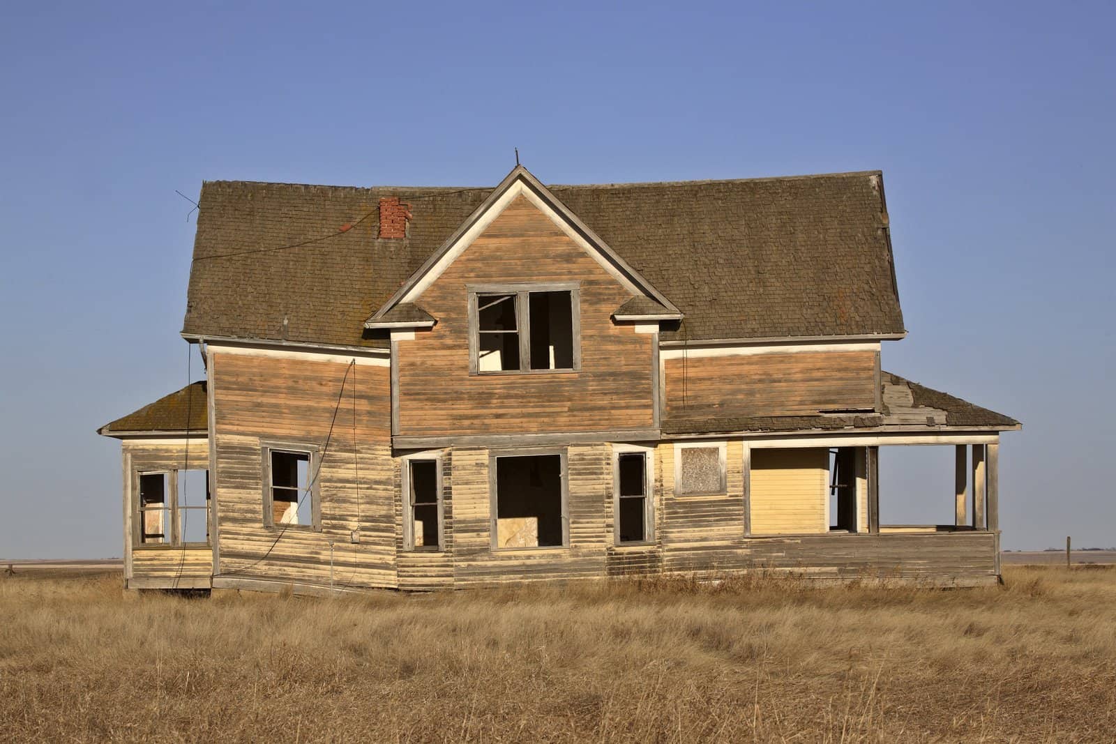 old farm house