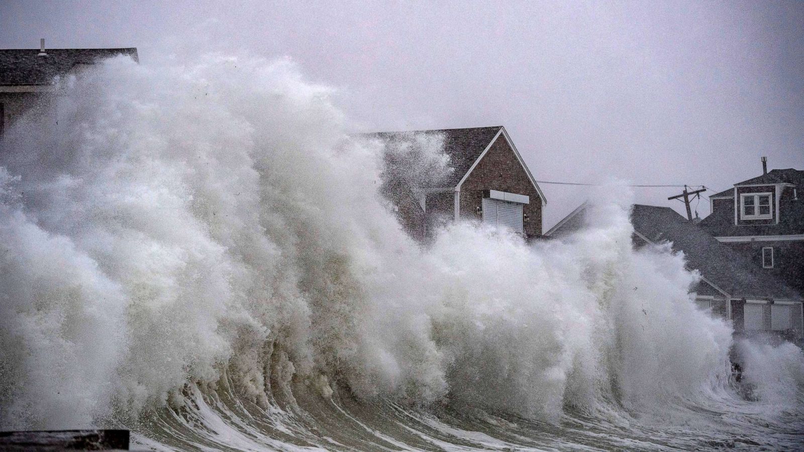 scituate massachussetts waves gty jt